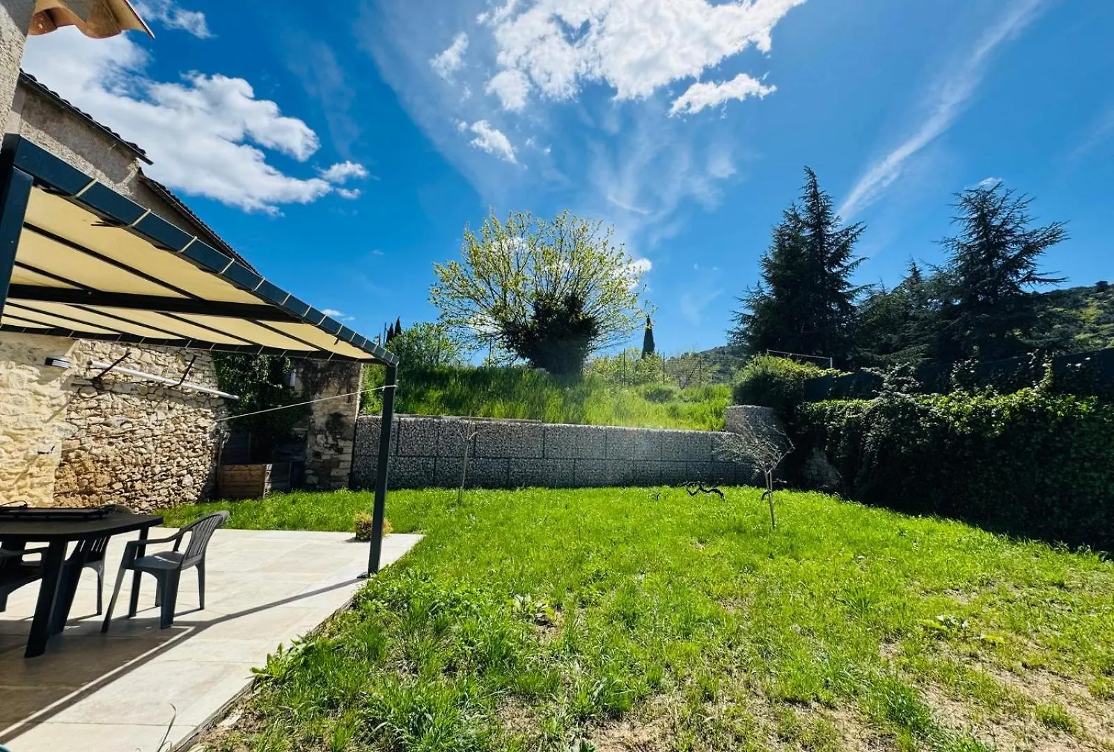 Maison De Charme - Jardin - Parking - Proche Cea Cadarache - Iter Saint-Paul-les-Durance France